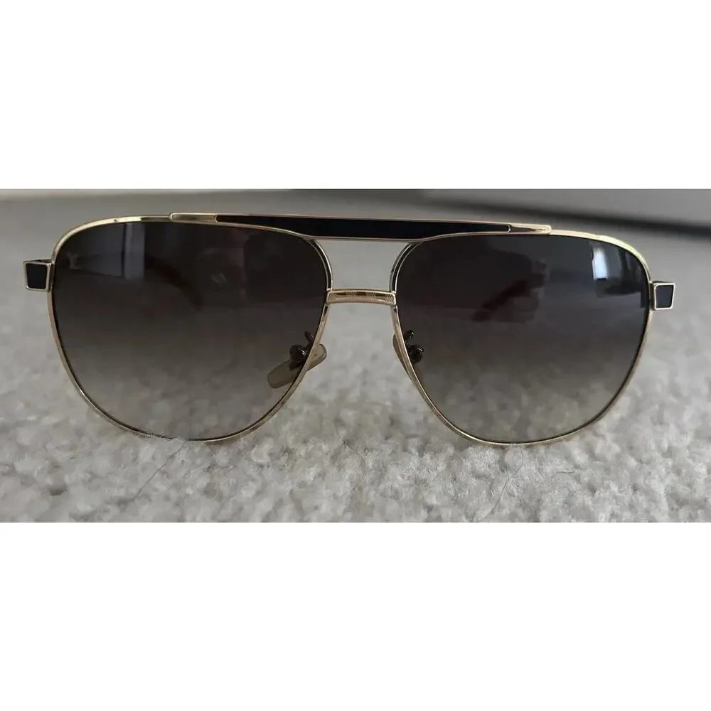 LOUIS VUITTON PERSUASION CARRÉ SUNGLASSES - GOLD/BROWN AVIATOR 59 13 135 Z0658U
